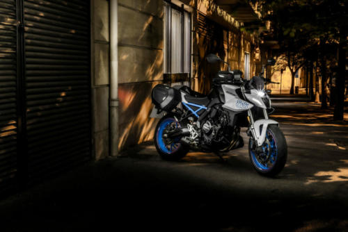 GSX800RQM3_accessories_action_22