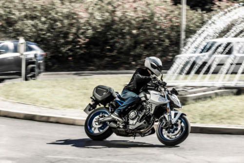 GSX800RQM3_accessories_action_8