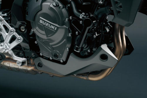 GSX800RQM3_accessories_under_cowl