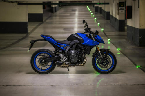 GSX800RQM3_action_10