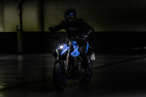 GSX800RQM3_action_12
