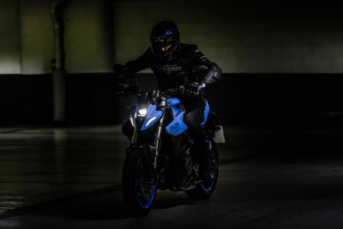 GSX800RQM3_action_13