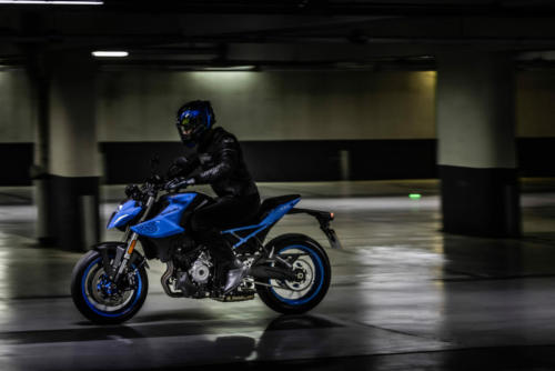 GSX800RQM3_action_17