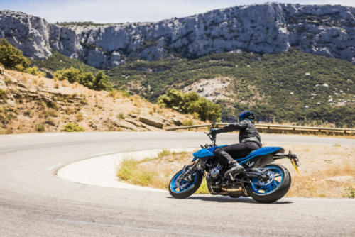 GSX800RQM3_action_38