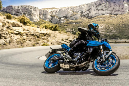 GSX800RQM3_action_46