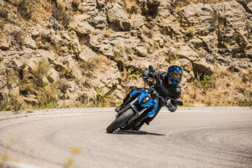 GSX800RQM3_action_55