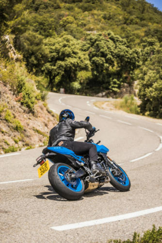 GSX800RQM3_action_59