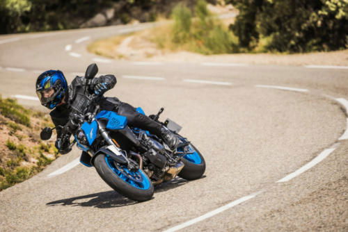 GSX800RQM3_action_60