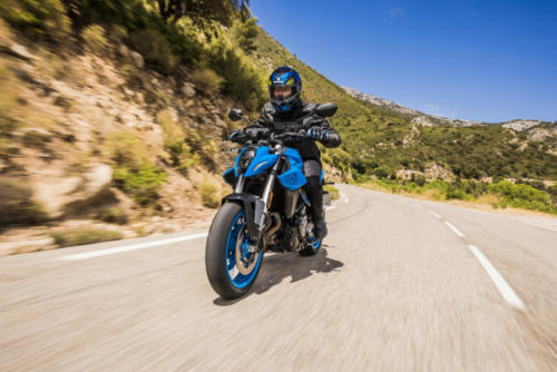 GSX800RQM3_action_78