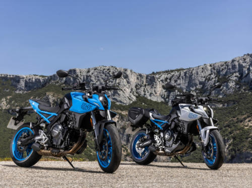 GSX800RQM3_action_86