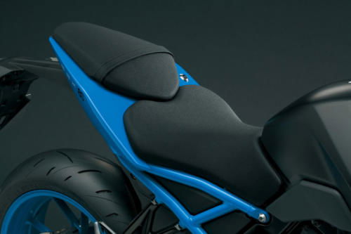 GSX800RQM3_seat