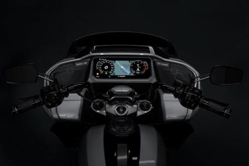 Harley Davidson CVO Road Glide - 2023 (18)