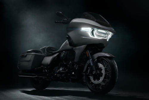 Harley Davidson CVO Road Glide - 2023 (27)