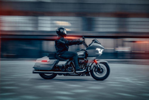 Harley Davidson CVO Road Glide - 2023 (32)