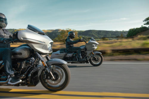Harley Davidson CVO Road Glide - 2023 (38)