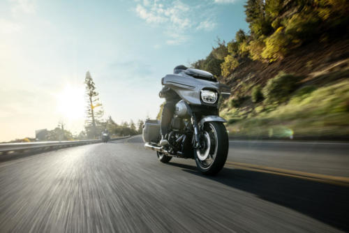 Harley Davidson CVO Street Glide - 2023 (39)