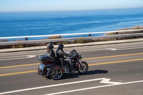 Harley Davidson CVO Tri Glide 2022 (8)