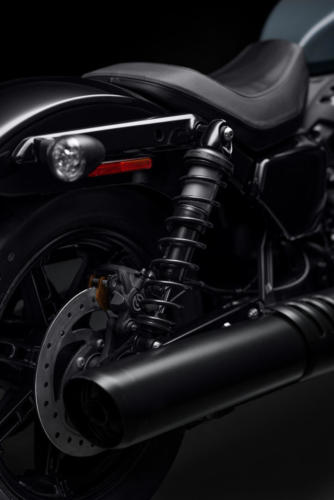 2022 Key Features. RH975.