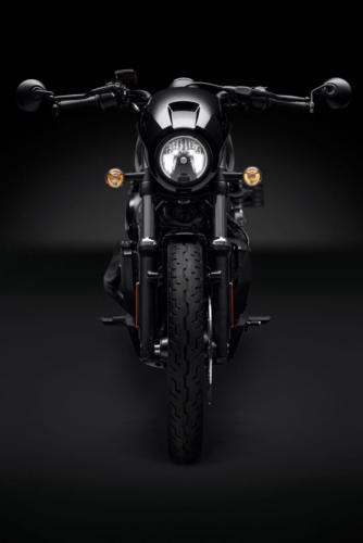 2022 Key Features. RH975.