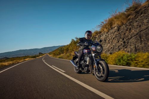 26YM Honda CB1000F