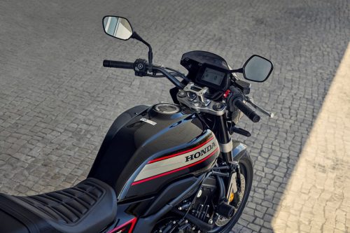 26YM Honda CB1000F