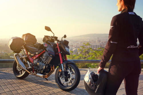 23YM HONDA CB750 HORNET