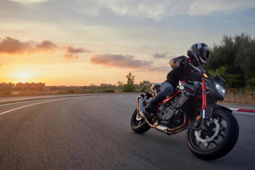 23YM HONDA CB750 HORNET