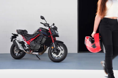 23YM HONDA CB750 HORNET