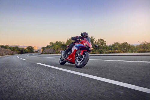 24YMHONDACBR500R