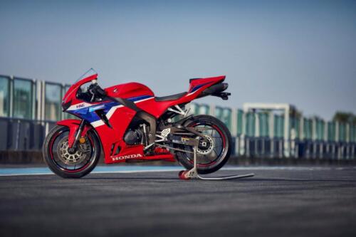 24YM CBR600RR
