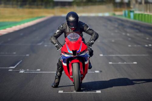 24YM CBR600RR