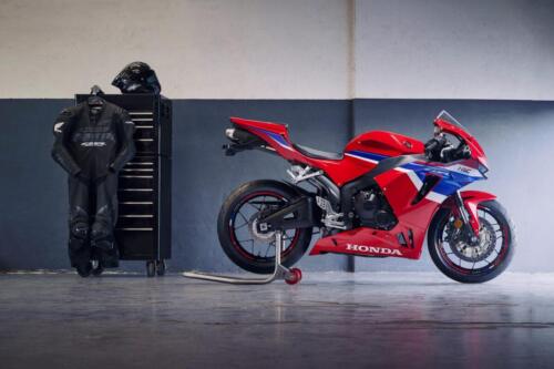 24YM CBR600RR
