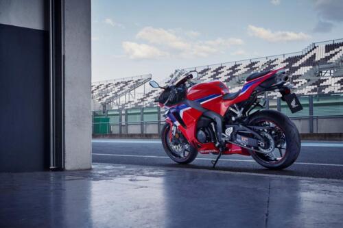 24YM CBR600RR