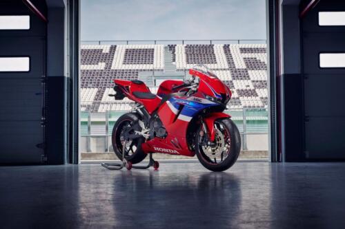 24YM CBR600RR