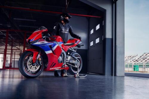24YM CBR600RR