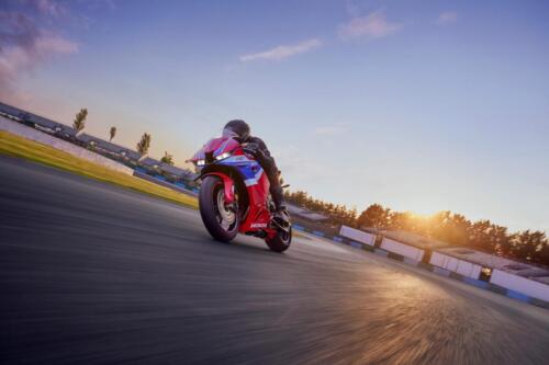 24YM CBR600RR