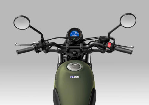 23YM CL500