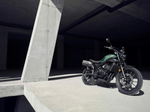 23YM CL500
