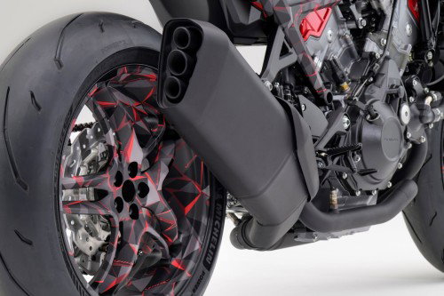 Honda Unveils V3R 900 E-Compressor Prototype Powered by New V3 E