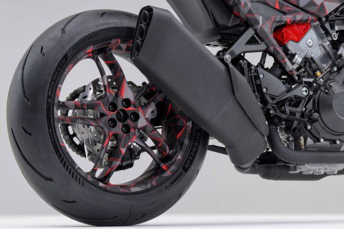 Honda Unveils V3R 900 E-Compressor Prototype Powered by New V3 E