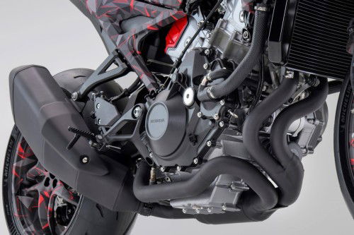 Honda Unveils V3R 900 E-Compressor Prototype Powered by New V3 E