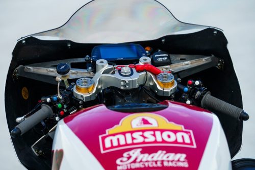 Indian Challenger Bonneville Rekord (10)