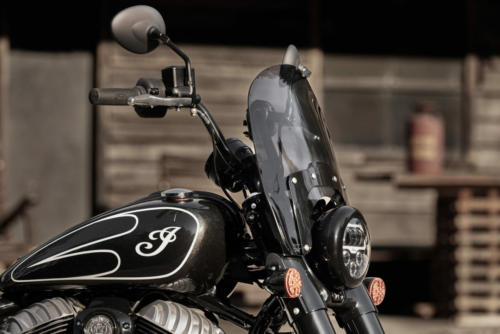 Indian Motorcycles u Jack Daniels Limited Edition Chief Bobber Dark Horse (17)