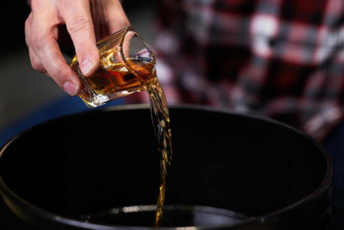 Indian Motorcycles u Jack Daniels Limited Edition Chief Bobber Dark Horse (5)