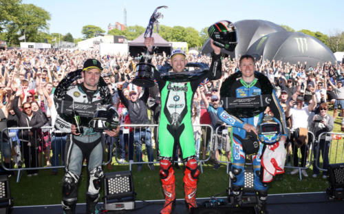 Isle of Man TT 2022 - SuperBike 1 (49)