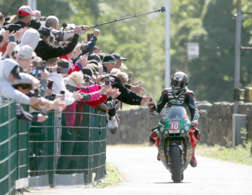 Isle of Man TT 2022 Supertwin (70)