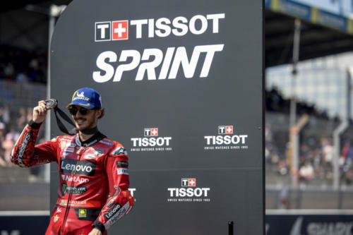 _JRB9417_UC513780_High