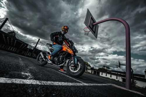 KTM 125 Duke - 2024 (18)