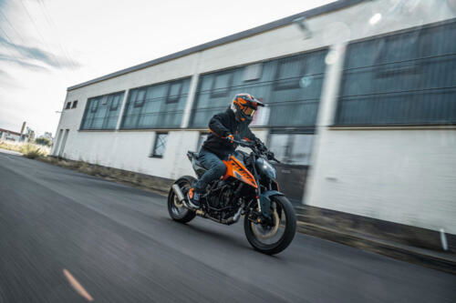 KTM 125 Duke - 2024 (2)