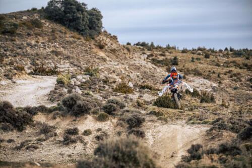 KTM 125 ENDURO R - 2025 (17)